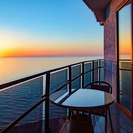 Tower Apartments Батумі Екстер'єр фото