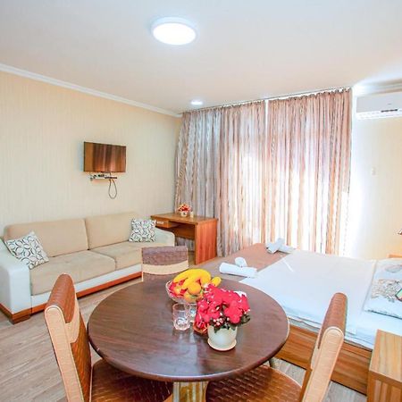 Tower Apartments Батумі Екстер'єр фото
