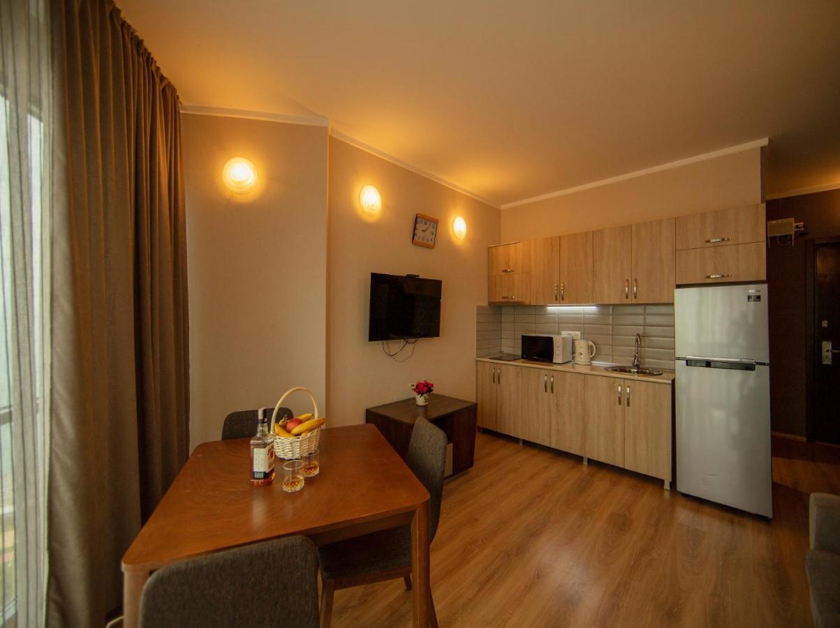 Tower Apartments Батумі Екстер'єр фото