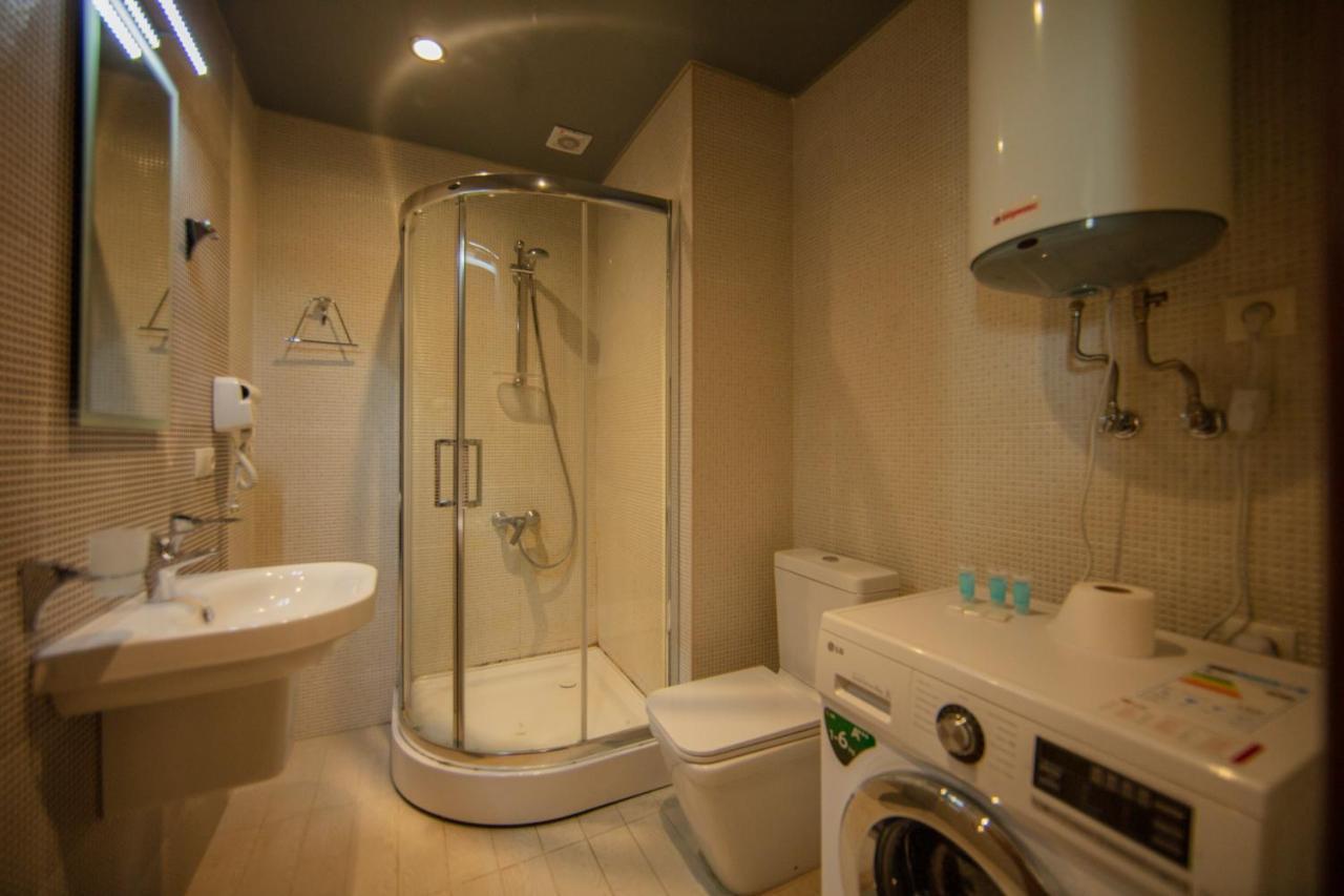Tower Apartments Батумі Екстер'єр фото