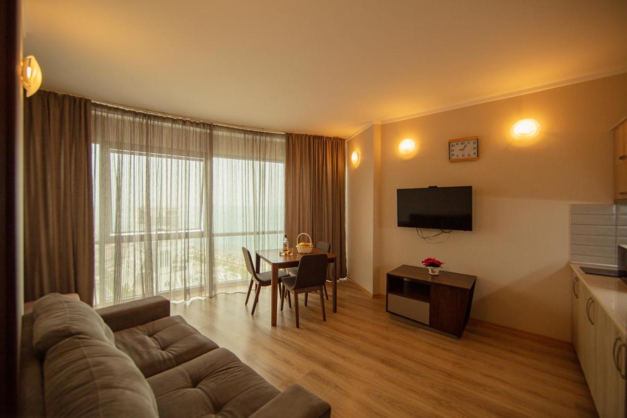 Tower Apartments Батумі Екстер'єр фото