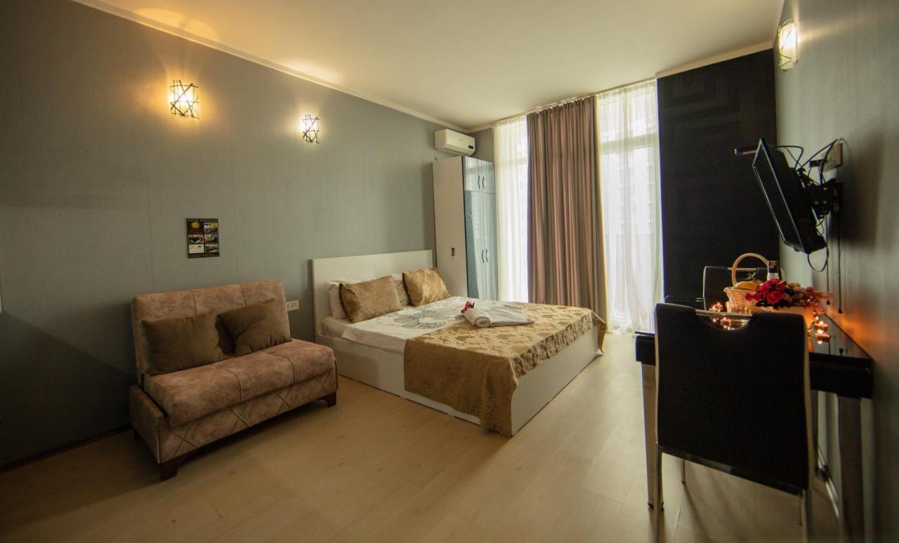 Tower Apartments Батумі Екстер'єр фото