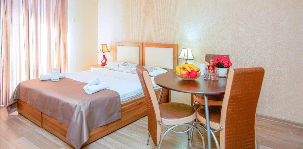 Tower Apartments Батумі Екстер'єр фото