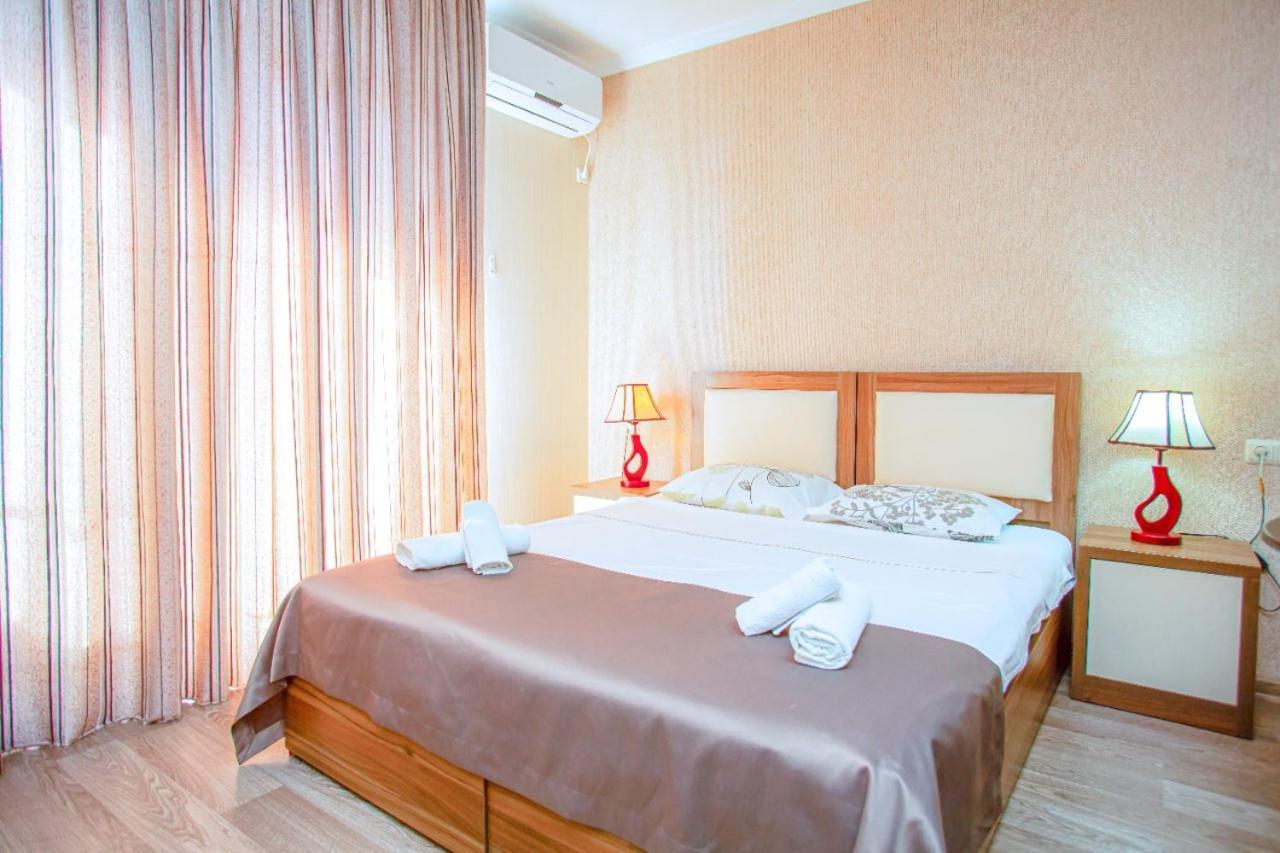 Tower Apartments Батумі Екстер'єр фото
