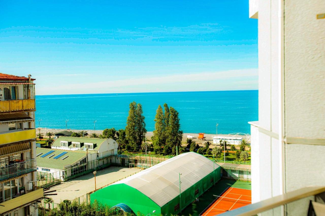 Tower Apartments Батумі Екстер'єр фото